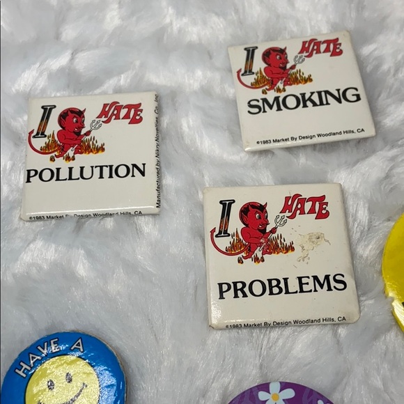 Vintage pins buttons Nikry Novelties I hate devil - Picture 3 of 8